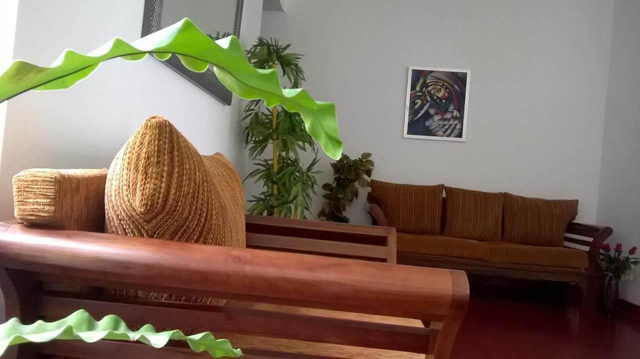 Anna Shanthi Villa Канді Екстер'єр фото